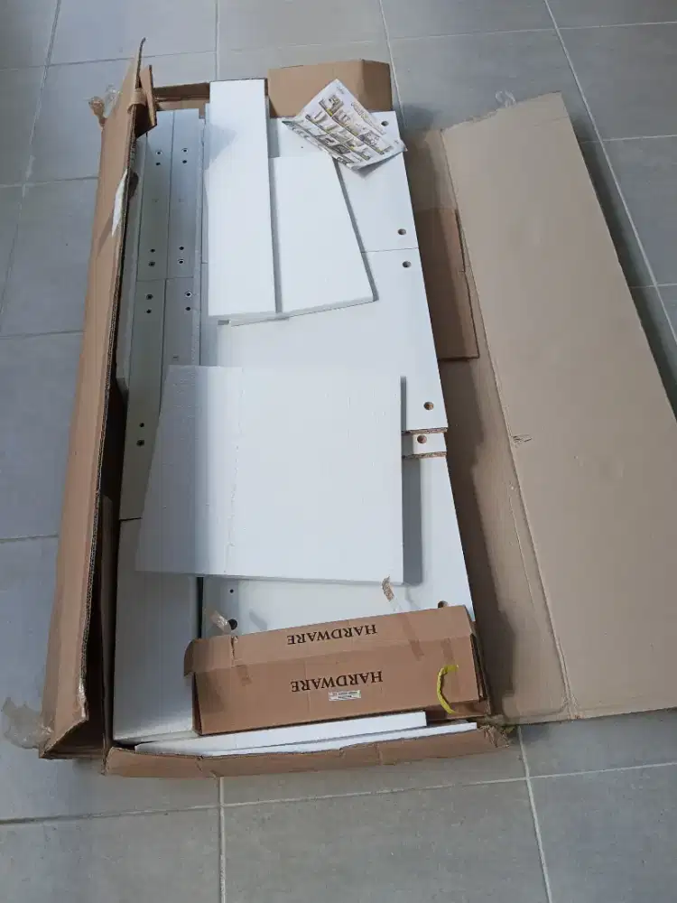 Jasa bongkar pasang furniture dan pindahan perkantoran apartemen rumah