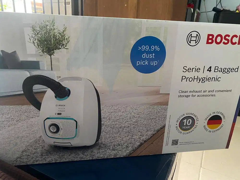 BNIB BOSCH Vacuum cleaner