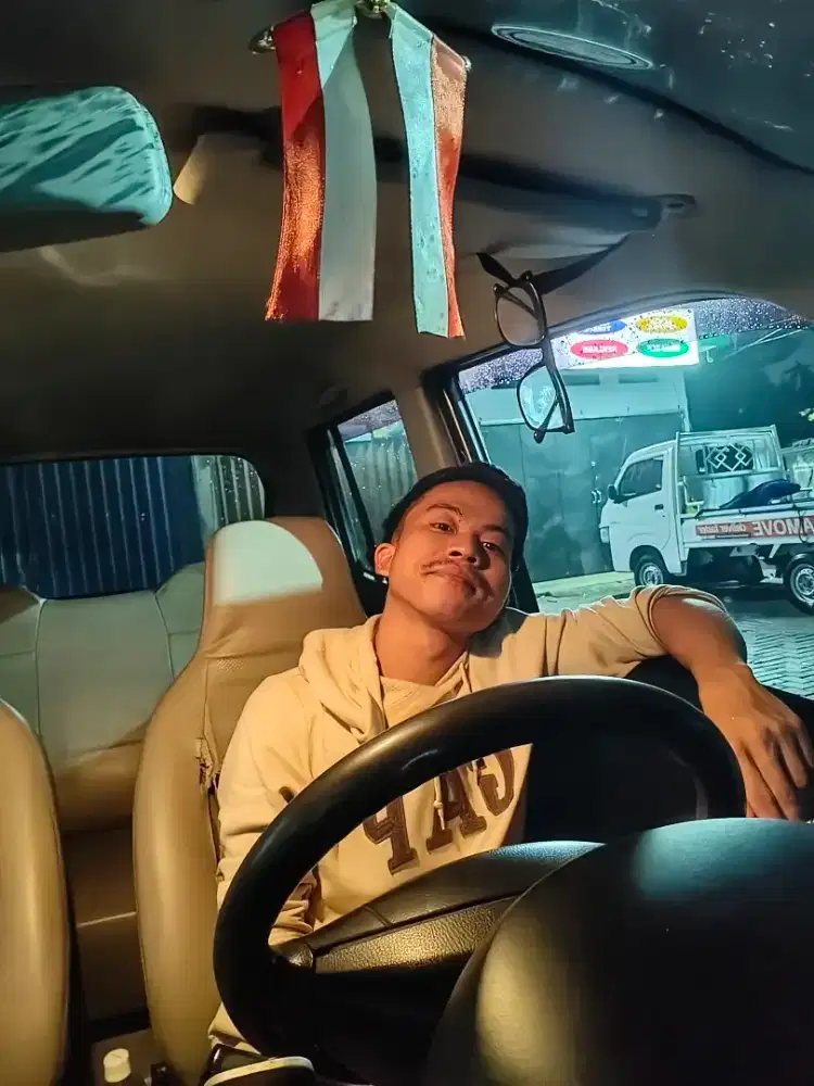 Nyari kerjaan apa aja