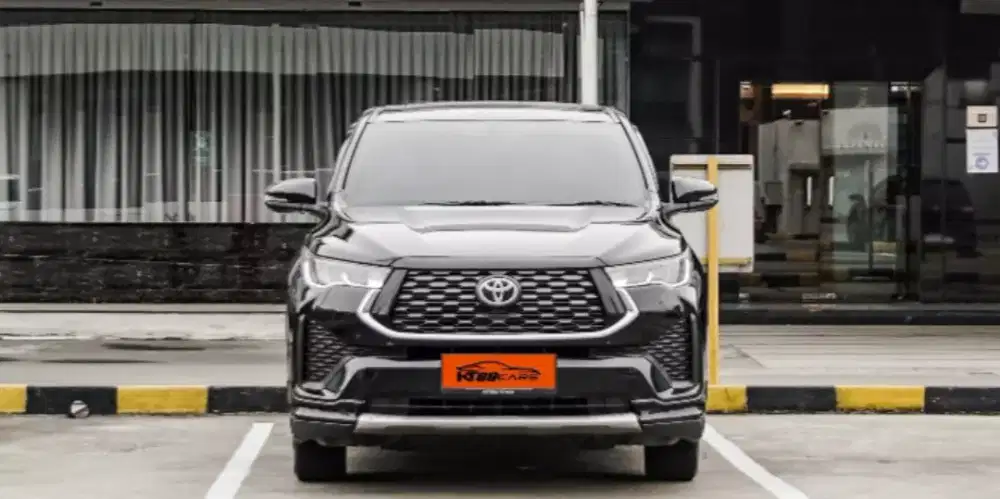 Zenix V Hybrid Modelista - KM Antik 13rb - Pajak Agt 2026 - Like New!