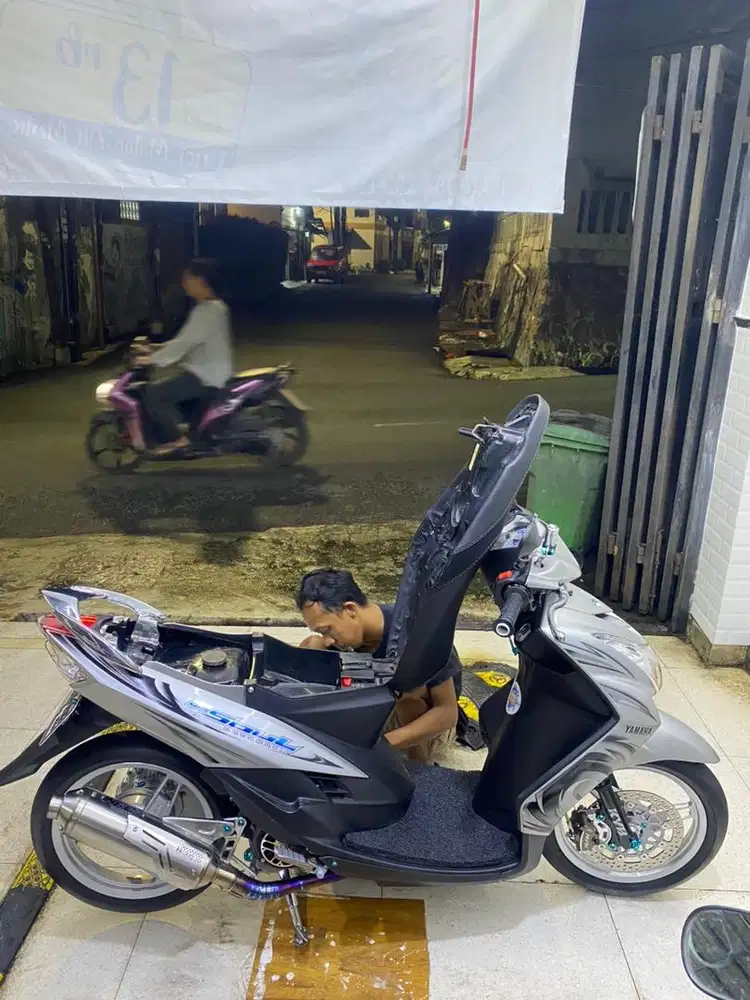 Di cari karyawan steam motor