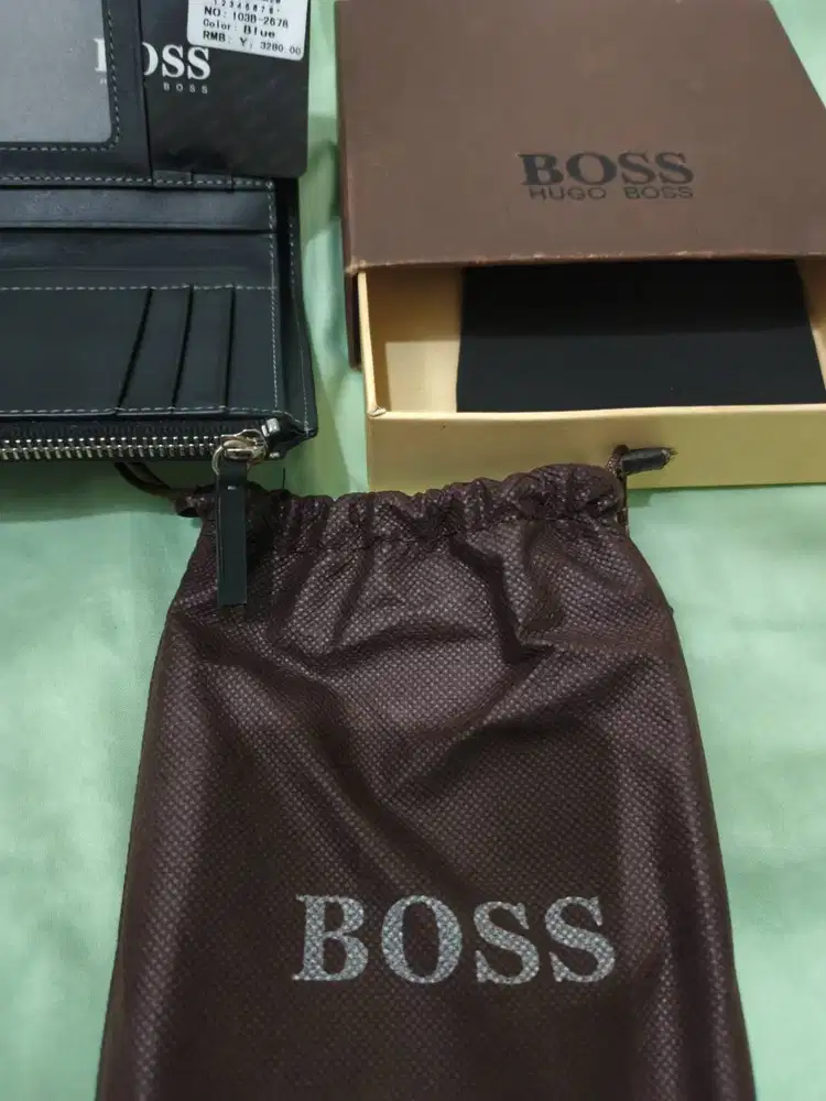 Dijual Dompet Hugo Boss (ex Hadiah) no 103B-2678