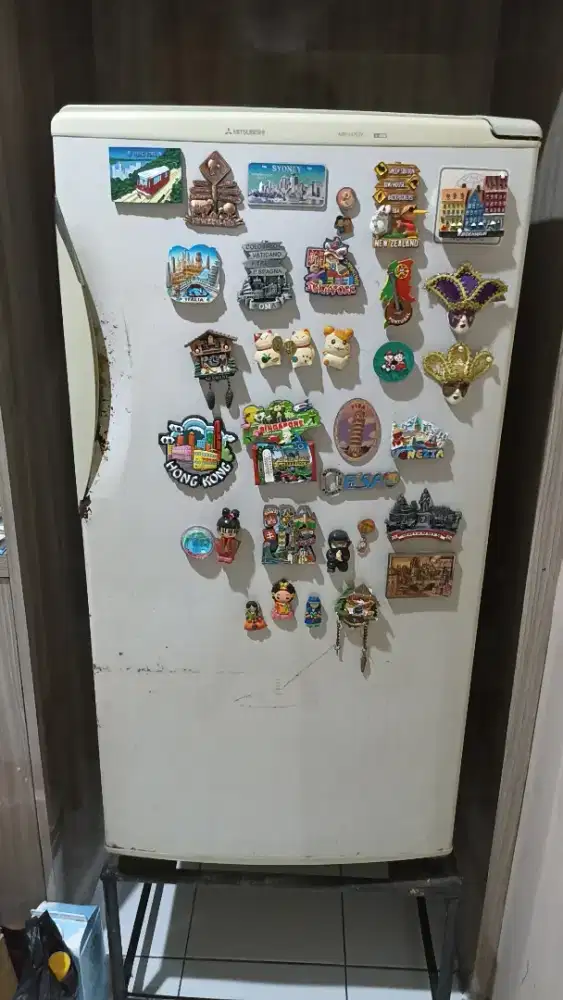 Dijual kulkas Mitsubishi MR-147GY