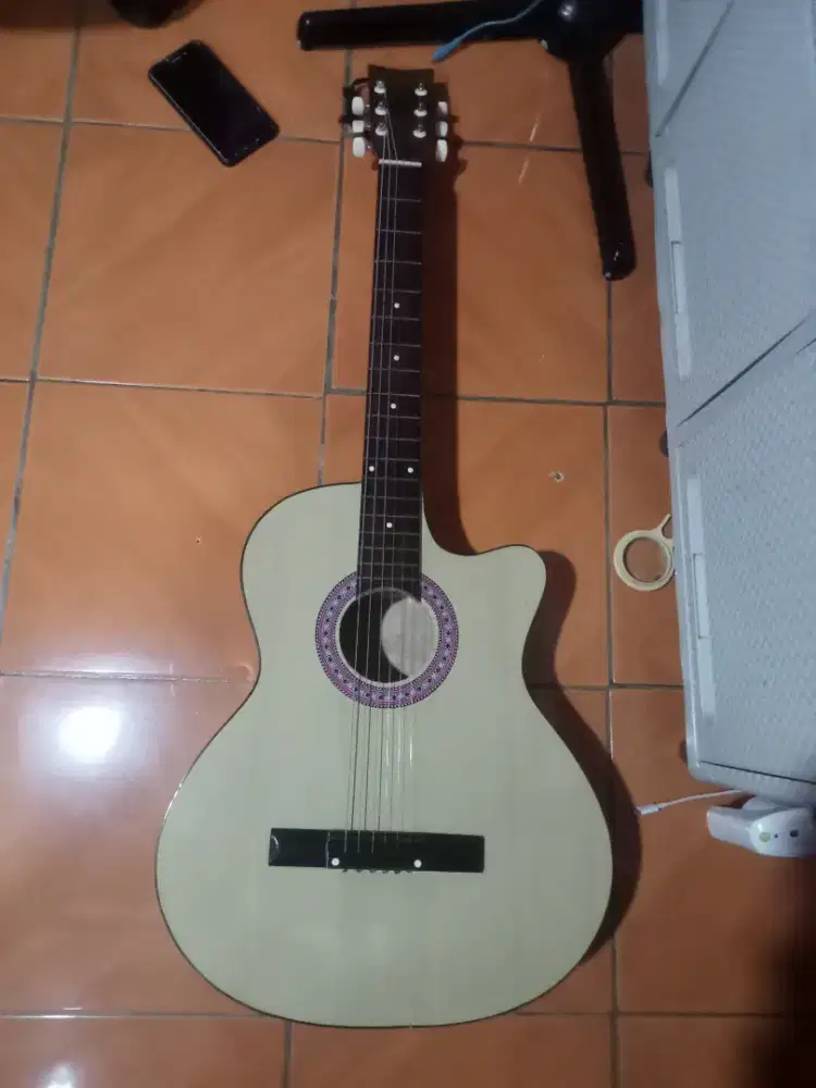 Gitar akustik murah bonus tas