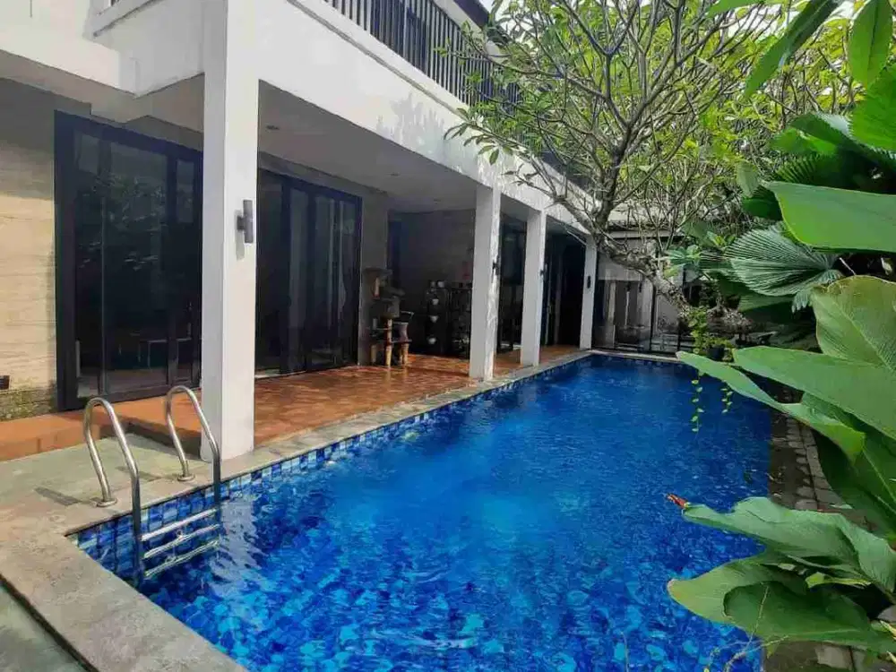 Dijual Rumah Asri Dalam Perumahan di Kemang Jaksel