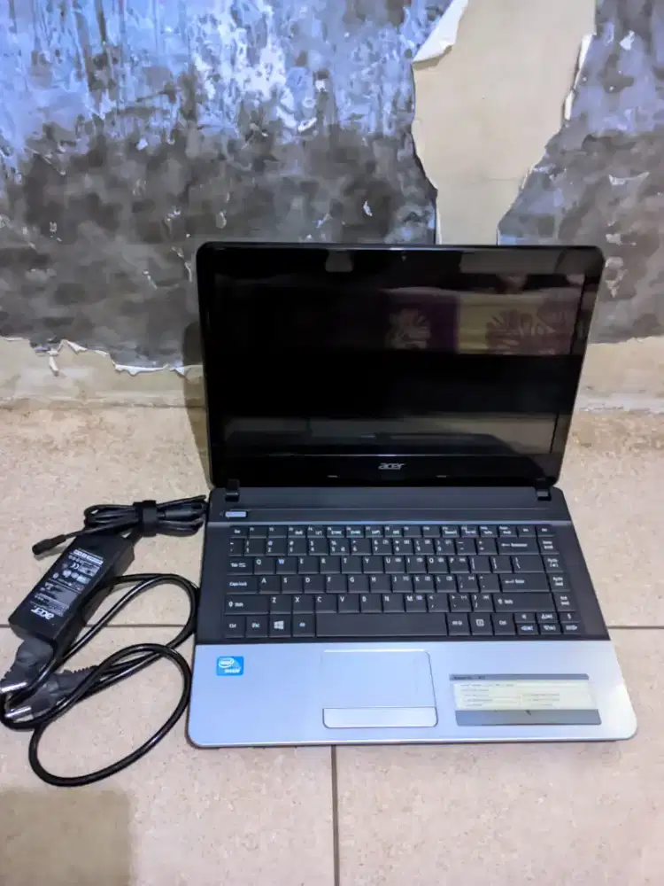 Jual leptop Acer aspira E1 431