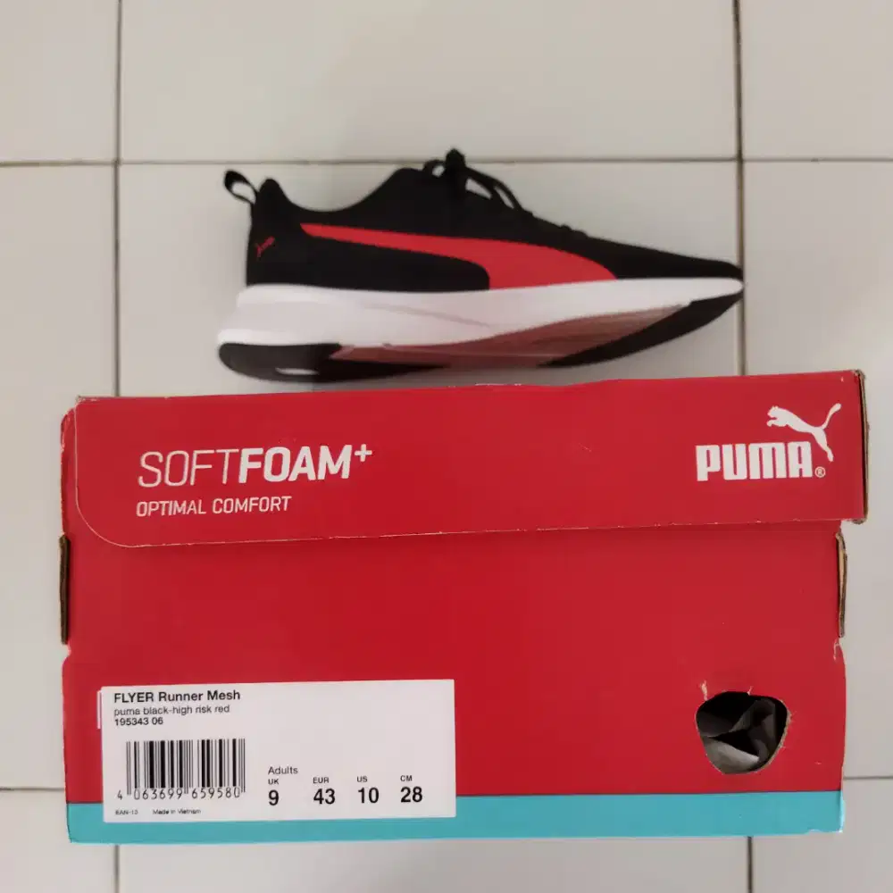 Sepatu Puma Flyer Runner Mesh size 43