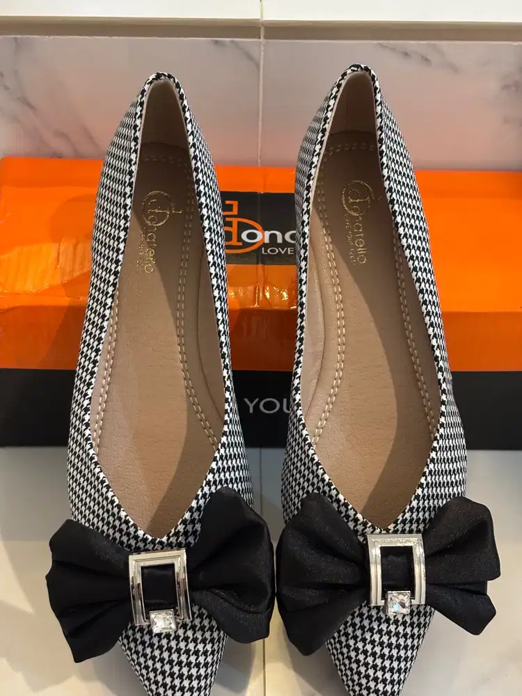 Jual murah flatshoes baru Donatello