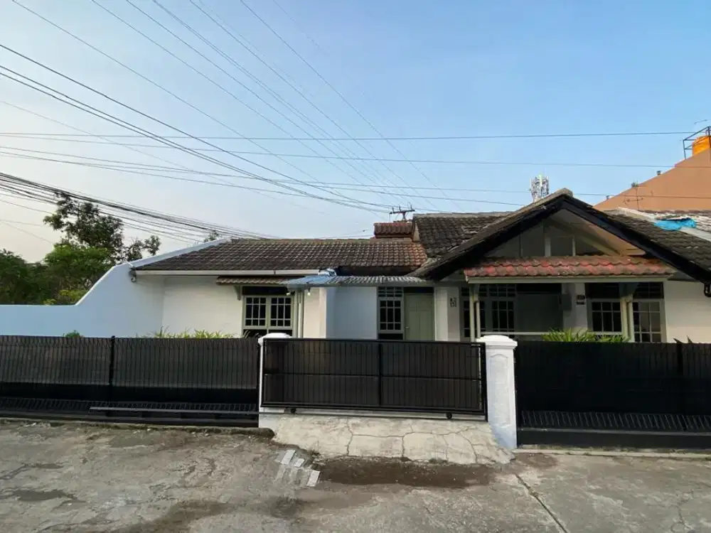 MURAH DI KOMPLEK MARGAHAYU BANDUNG