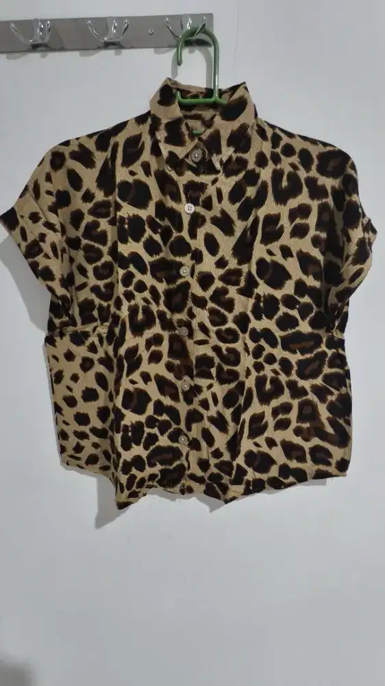 Blouse motif loreng