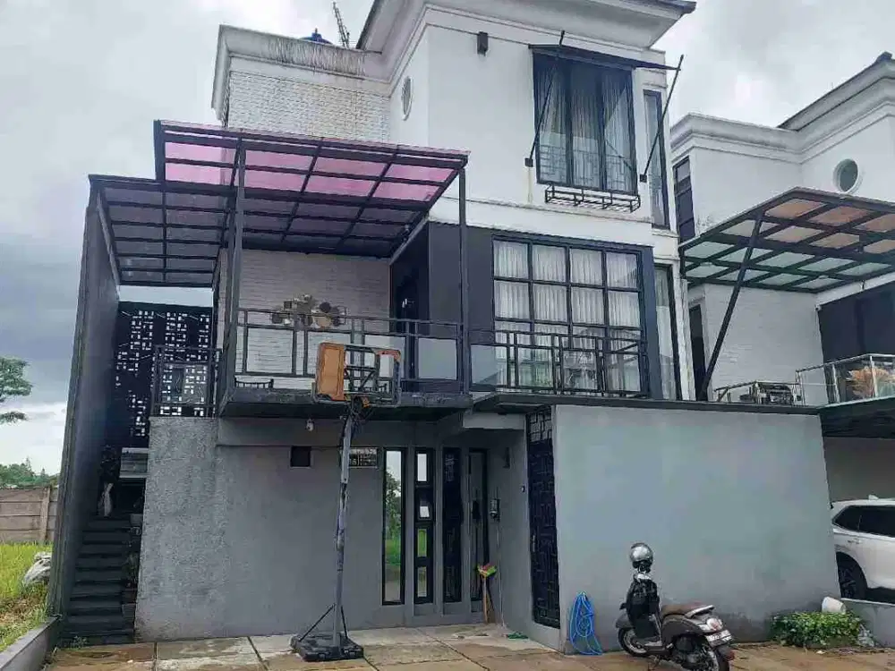 Rumah sejuk 3 Lantai Full Furnish Cluster Ekslusif dengan Kolam Renang dan View Spektakuler Pegunungan BNR