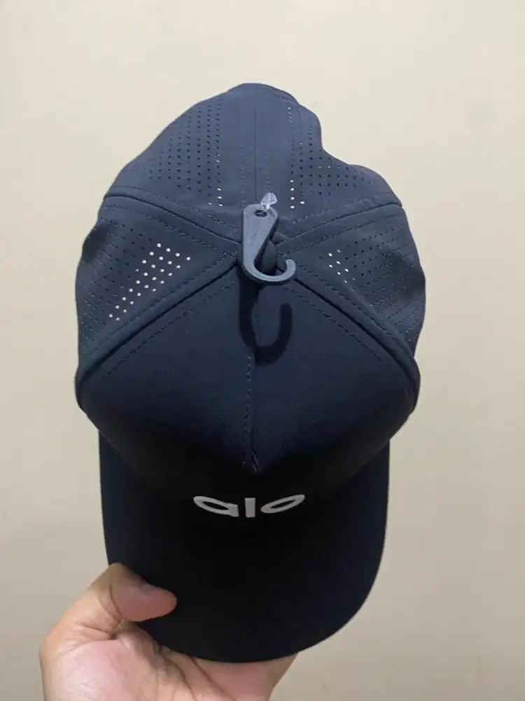 Best Seller -PERFORMANCE DISTRICT TRUCKER HAT