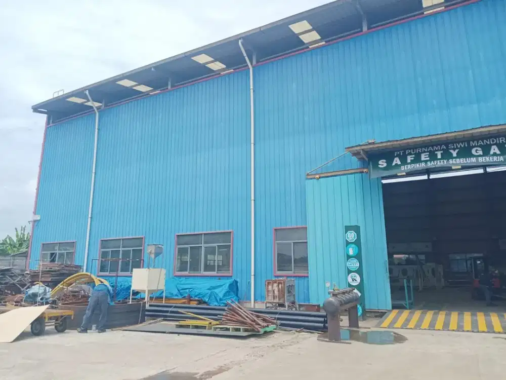 di SEWA kan GUDANG akses kontainer