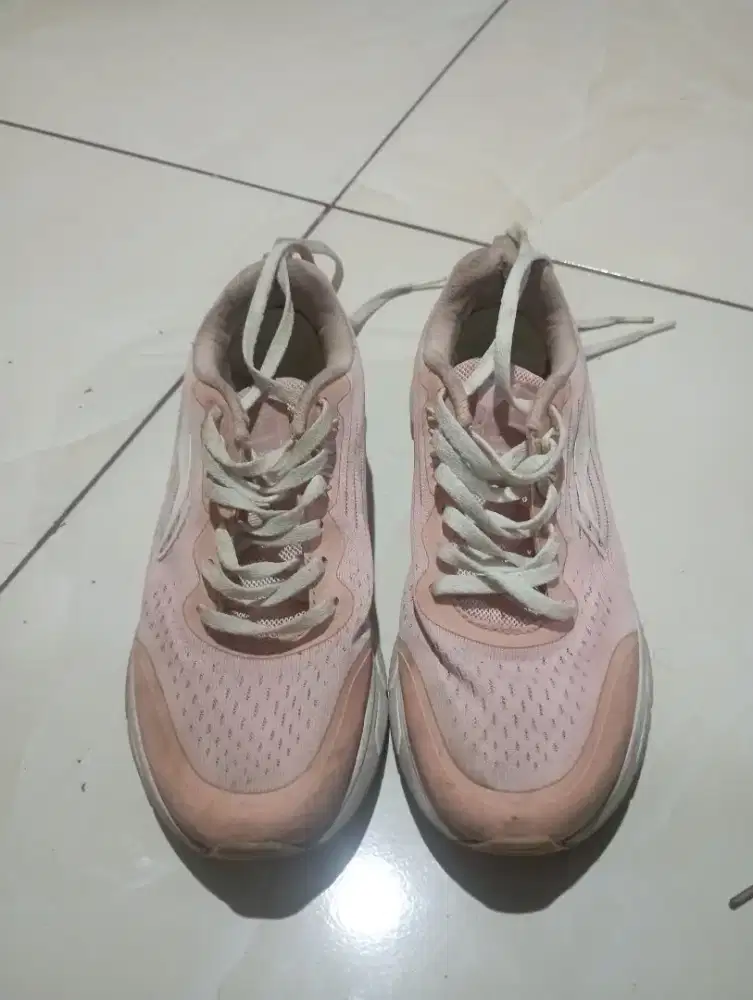 Jual Murah Sepatu Sport Wanita