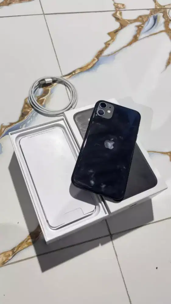 iPhone 11 /256 ORI beacukai