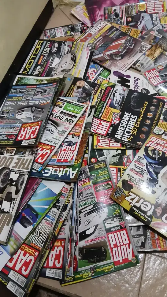 Majalah otomotif jadul borongan