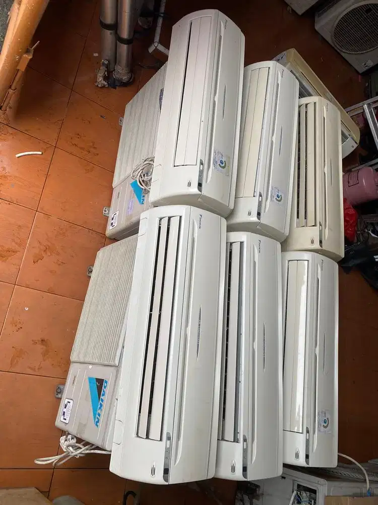 Daikin 1/2 pk r410 thailand original