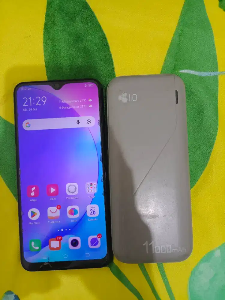 Vivo Y17 (RAM 4GB/128GB) + POWERBANK