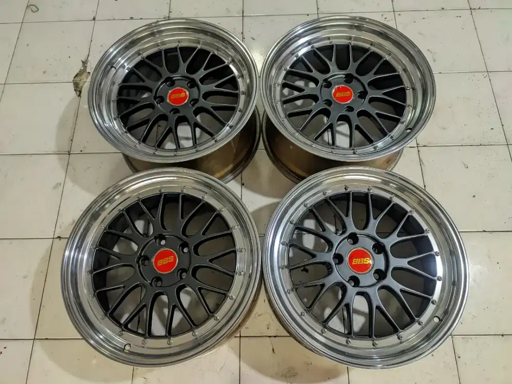 R18 BBS LM L8_9 Et 42_40 PCD 5x114 Mulus