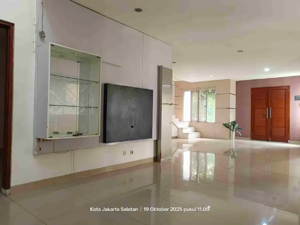 Dijual rumah bagus di bintaro permai  lokasi dekat ke 2 tol arah bsd dan JORR