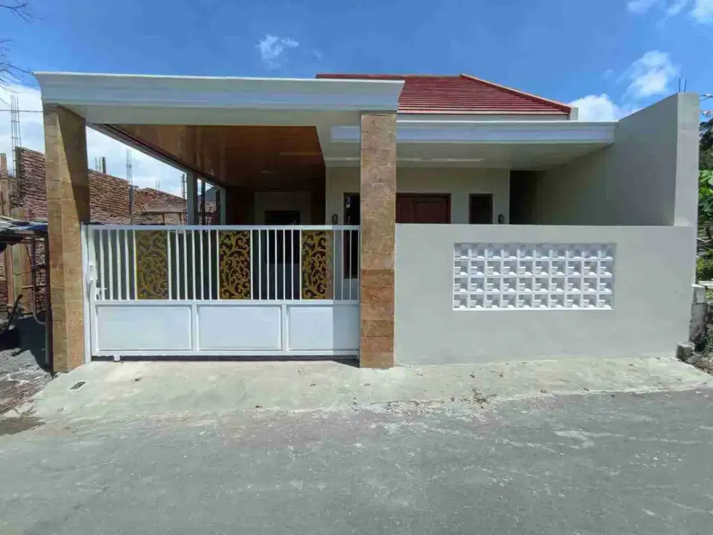 Di jual rumah baru dekat kampus UII