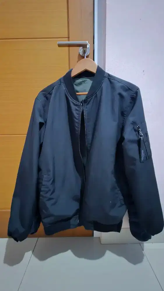 Jaket Kent & Crew Two Tone Color size L