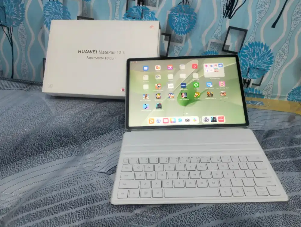 Huawei matepad 12x ram 8/256 like new