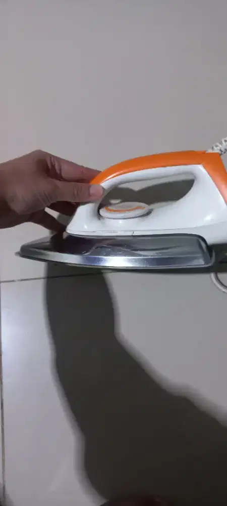 SETRIKA PHILIPS CERAMIC