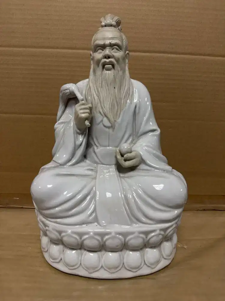 Chinese Taishang Laojun Porcelain Figurine Patung Keramik China Statue