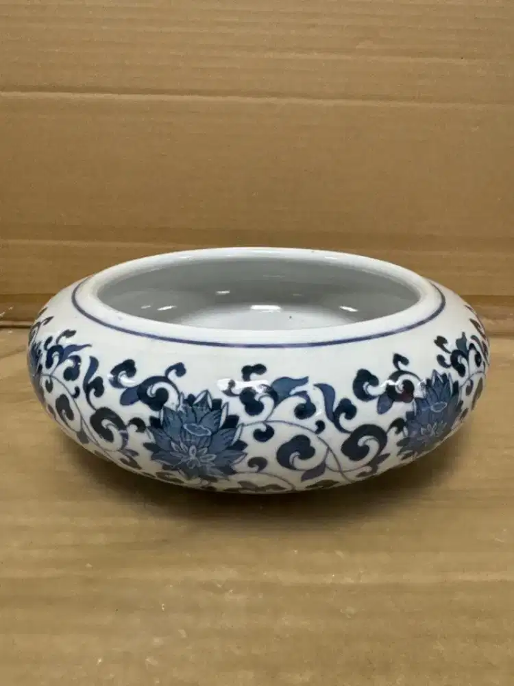 Porcelain Pot Antik Pajangan Keramik