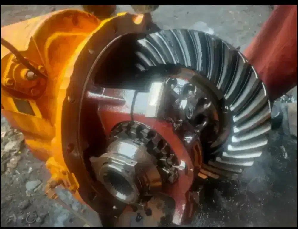 Gardan depan, tengah dan belakang diferensial Artik Volvo A40 series