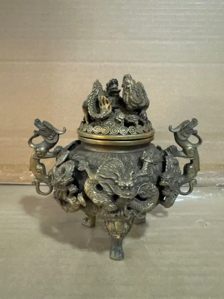 Tempat Dupa Abu Kuningan Feng Shui Incense Burner Antik