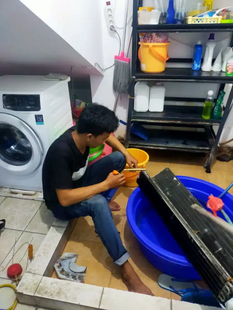 Service AC kulkas mesincuci dan pompa air (amanah).