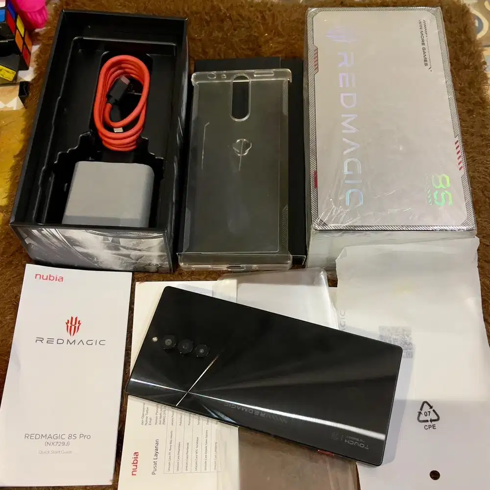 Snap 8 gen 2 nubia red magic 8s pro 12 / 256 resmi