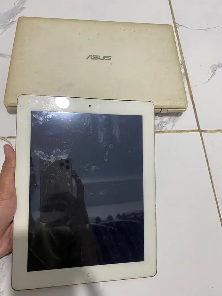 Ipad & laptop ASUS (mati)