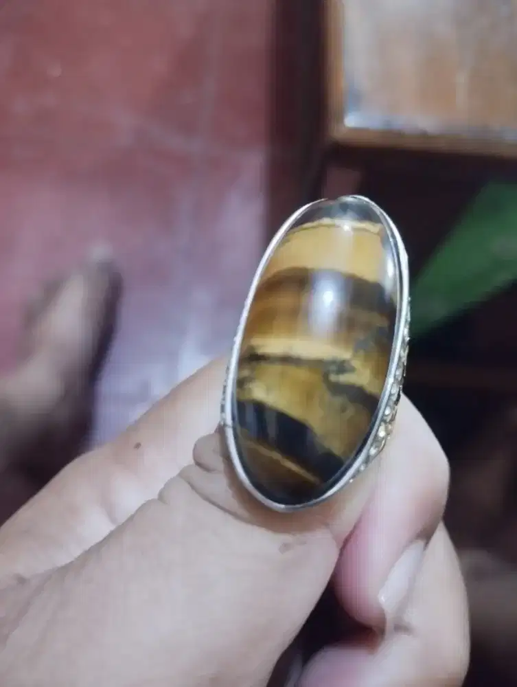 Batu Tiger Eyes Jumbo atau Bulu Macan