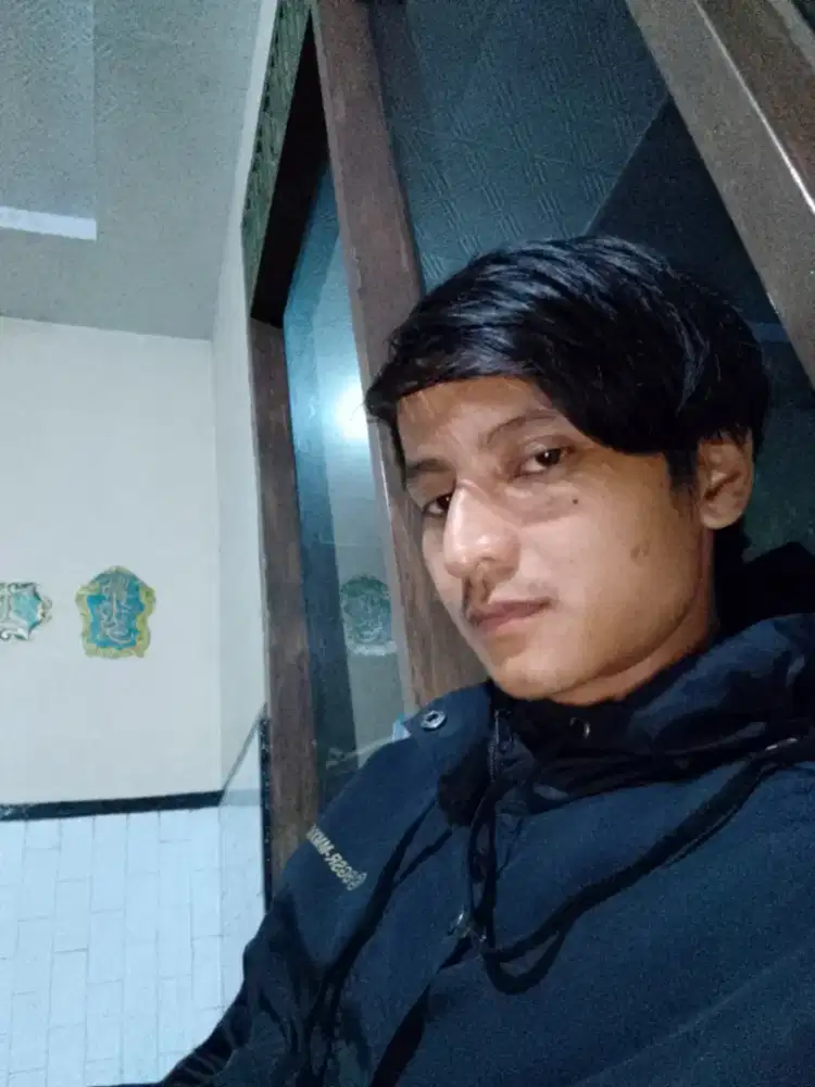 Manawi Aya loker naon we