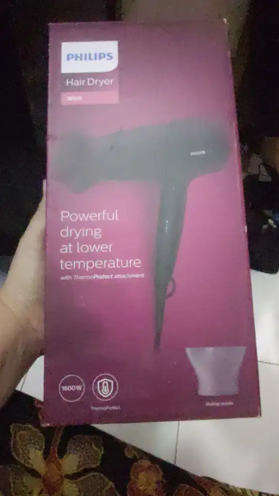 Hair dryer Philips 3000 BHD308