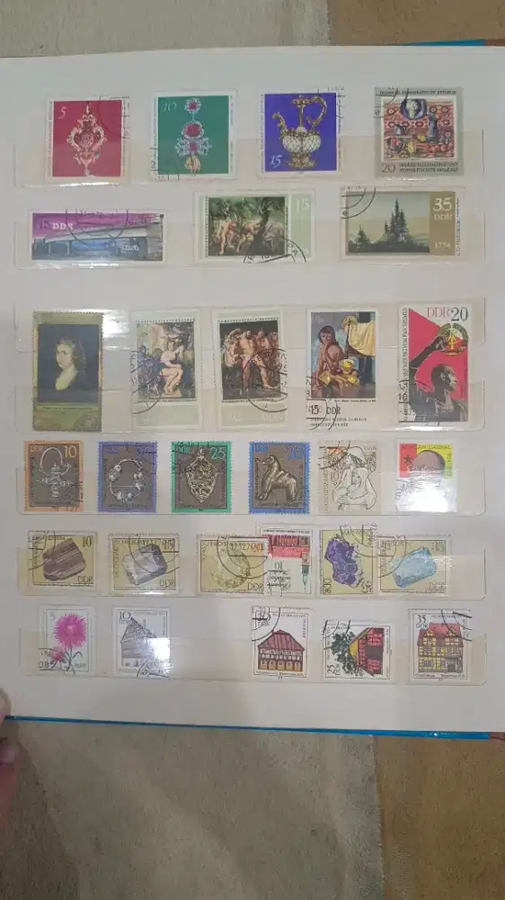 Perangko Kuno Berbagai Negara