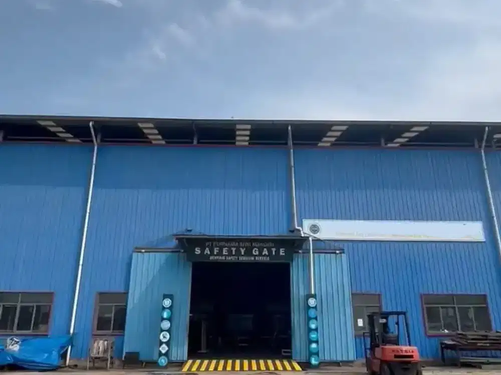 Gudang Siap Pakai di Rest Area Bekasi