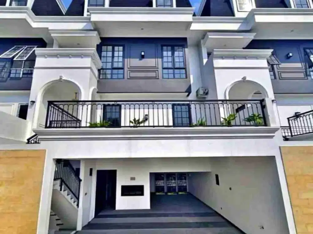 Dijual Rumah American Classic Di Warung Jati Barat Pasar Minggu Jakarta Selatan