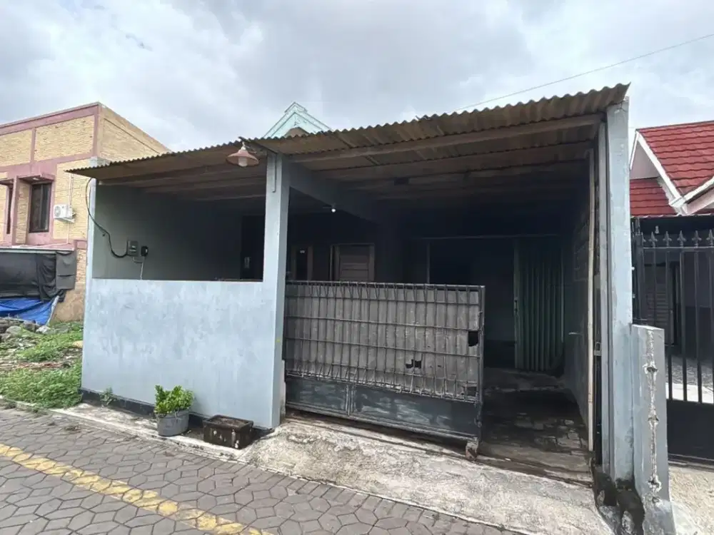 Disewakan Rumah Area Jalan Kaliurang KM. 6 Dekat UGM Dan Pasar Kolombo