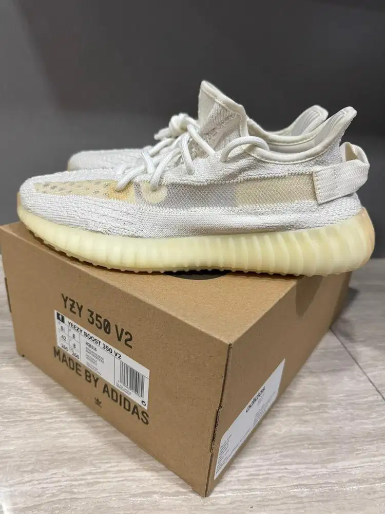Yezzy boost 350 v2 white bone BNIB