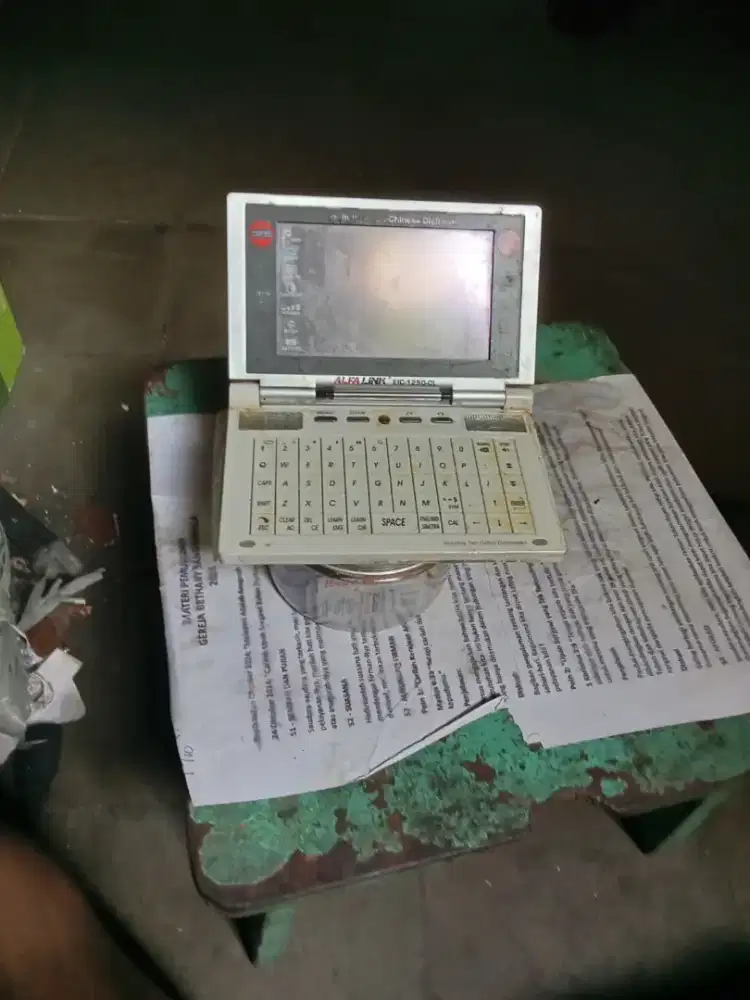 Kamus elektronik terjemahan inggris indonesia cina bekas normal