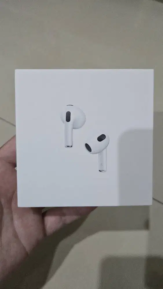 AirPods Gen 3 Original – Kondisi Mulus, Suara Jernih, Siap Pakai!
