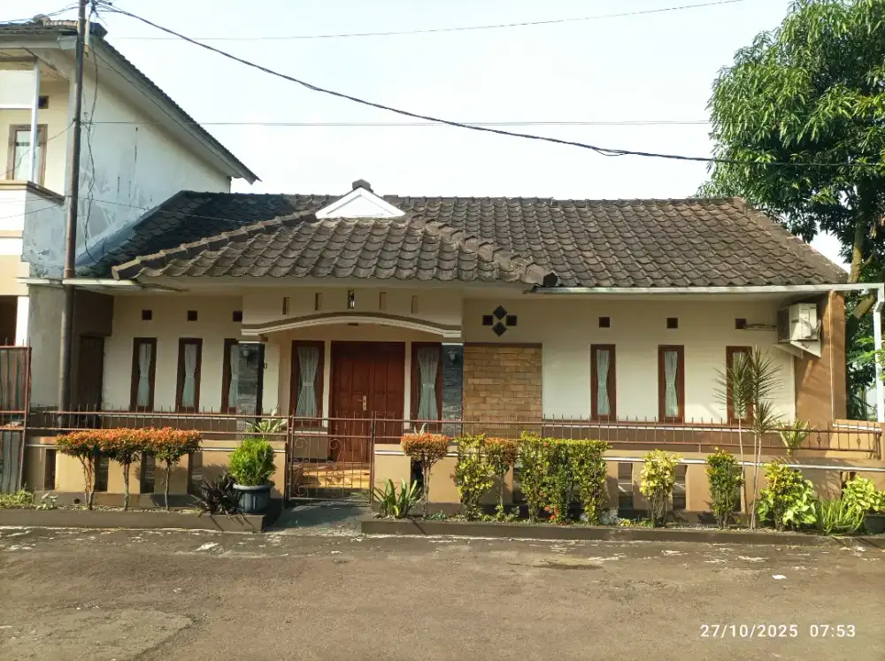 Rumah murah terawat batu mulia
