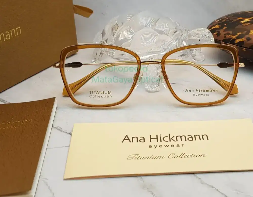 kacamata anna Hackman