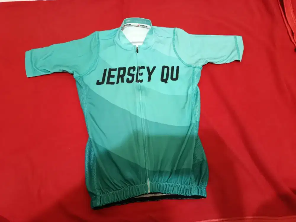 Jersey Sepeda Dilengkapi 3x Kantong Dibelakang dan (REFLECTIVE LINE)