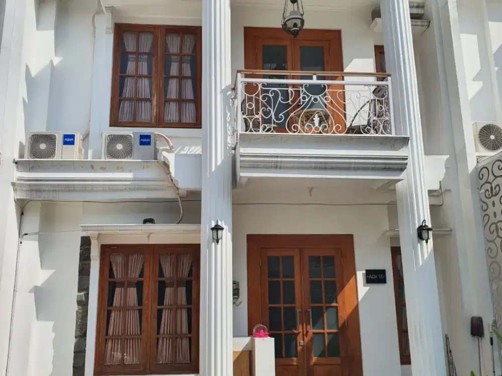 Disewakan Rumah Dalam Perumahan One Gate System Area Pleret Dekat AMPLAZ