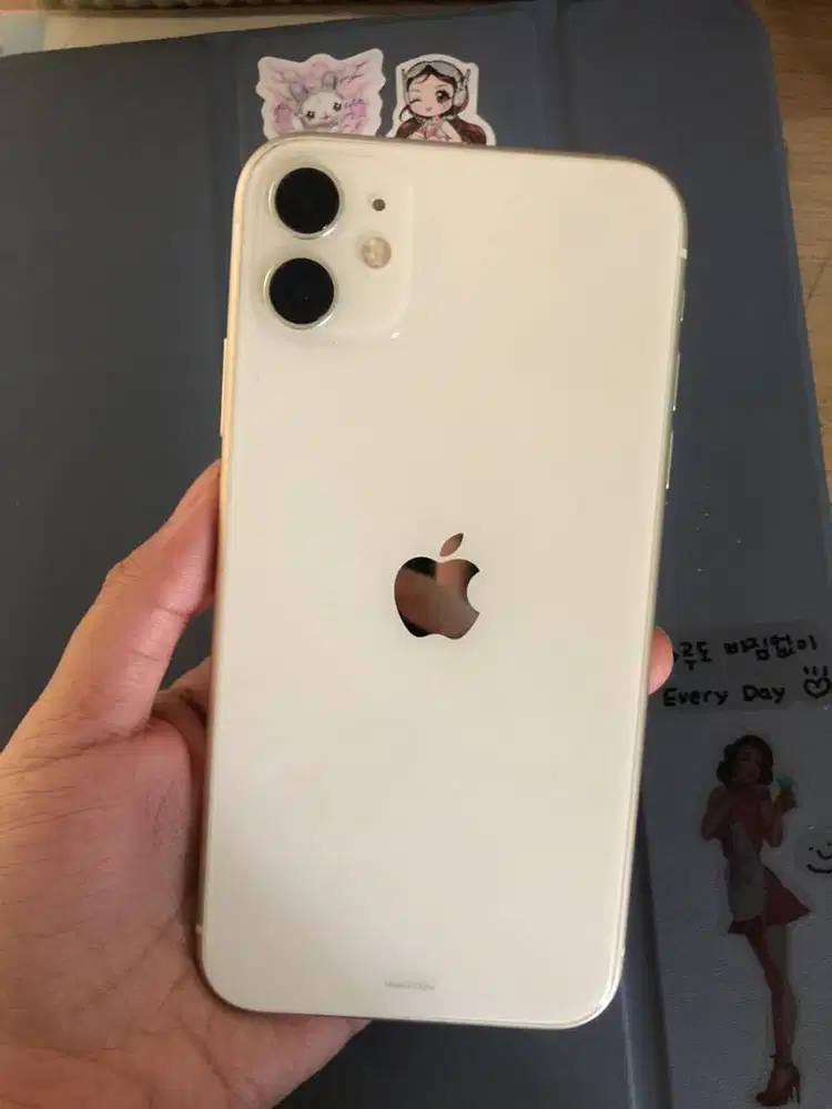 Jual iPhone 11 64GB ex Garansi Resmi